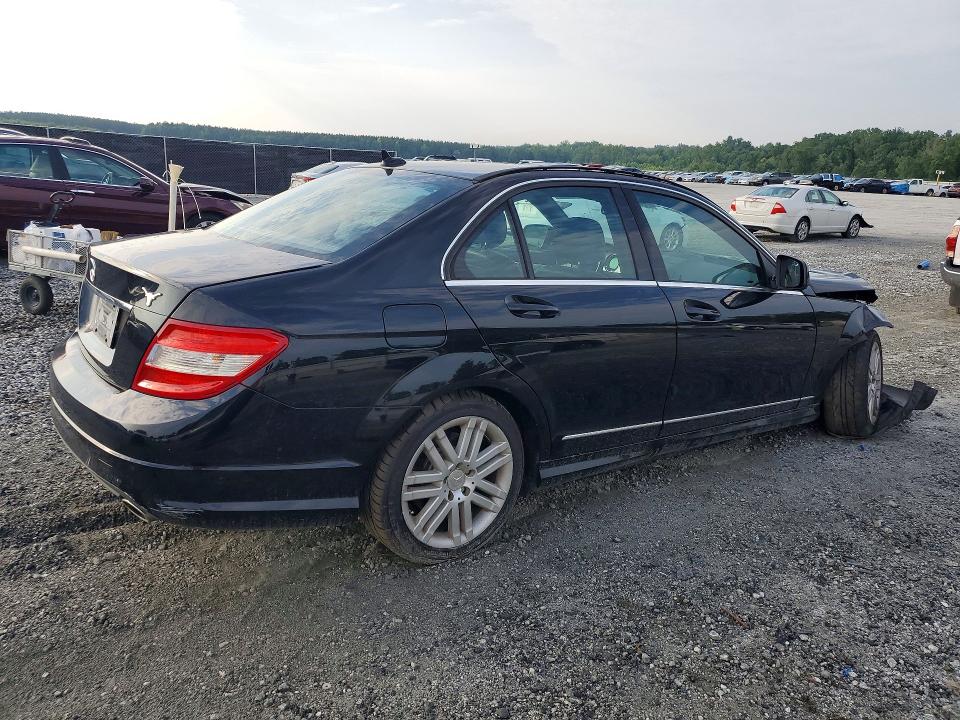 79134145 :رقم المزاد ، WDDGF54X38F075047 vin ، 2008 Mercedes-benz C مزاد بيع