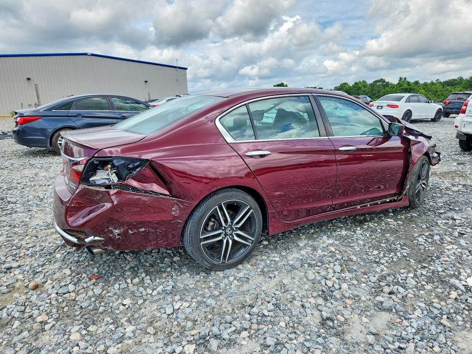 60821416 :رقم المزاد ، 1HGCR2F17HA117581 vin ، 2017 Honda Accord مزاد بيع