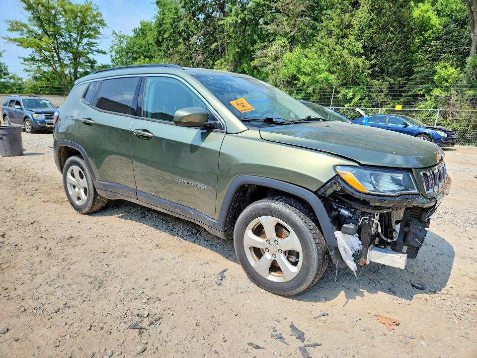 61071876 :رقم المزاد ، 3C4NJDBB3LT115563 vin ، 2020 Jeep Compass مزاد بيع