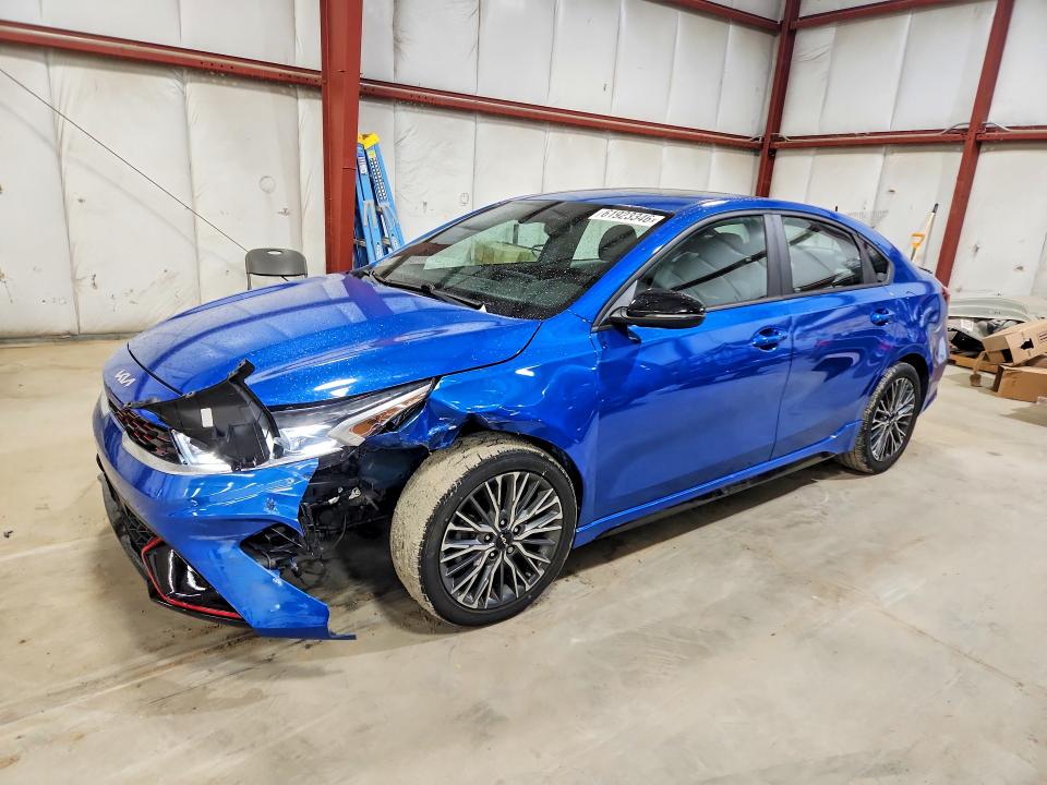 2022 Kia Forte მანქანა იყიდება აუქციონზე, vin: 3KPF54AD2NE478049, აუქციონის ნომერი: 61923346