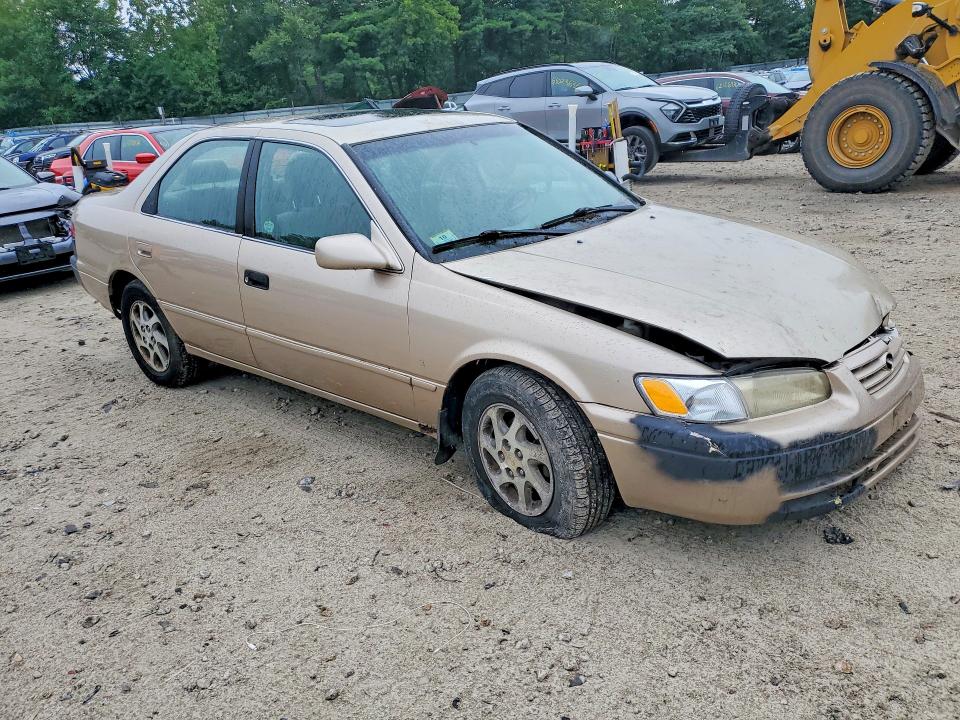 61844566 :رقم المزاد ، JT2BF22K9X0226381 vin ، 1999 Toyota Camry مزاد بيع