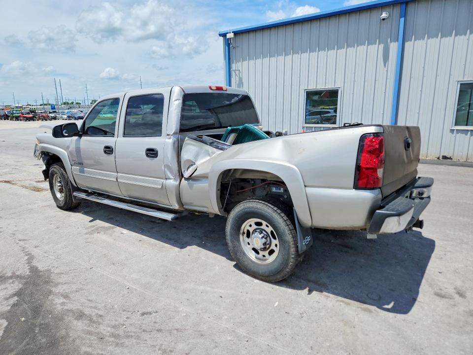 58742076 :رقم المزاد ، 1GCHC23214F251292 vin ، 2004 Chevrolet Silverado مزاد بيع