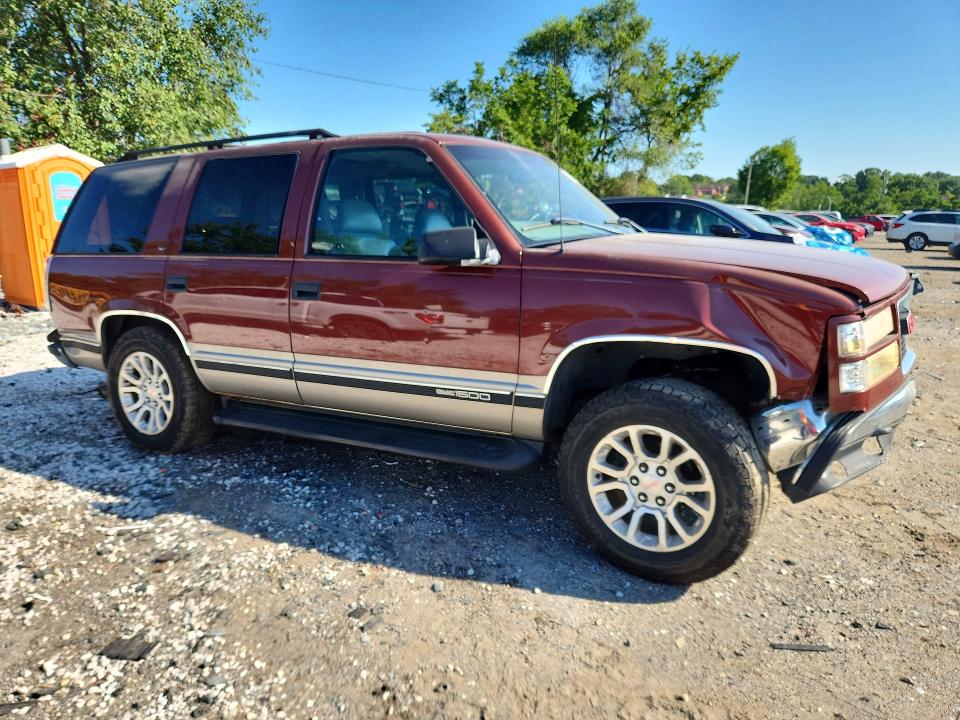 63329086 :رقم المزاد ، 1GKEK13R6XJ723618 vin ، 1999 Gmc Yukon مزاد بيع