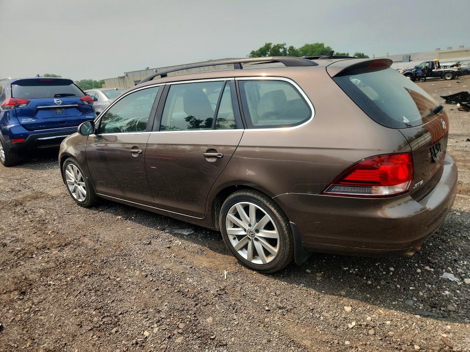 60648586 :رقم المزاد ، 3VWPP7AJ8EM626780 vin ، 2014 Volkswagen Jetta مزاد بيع