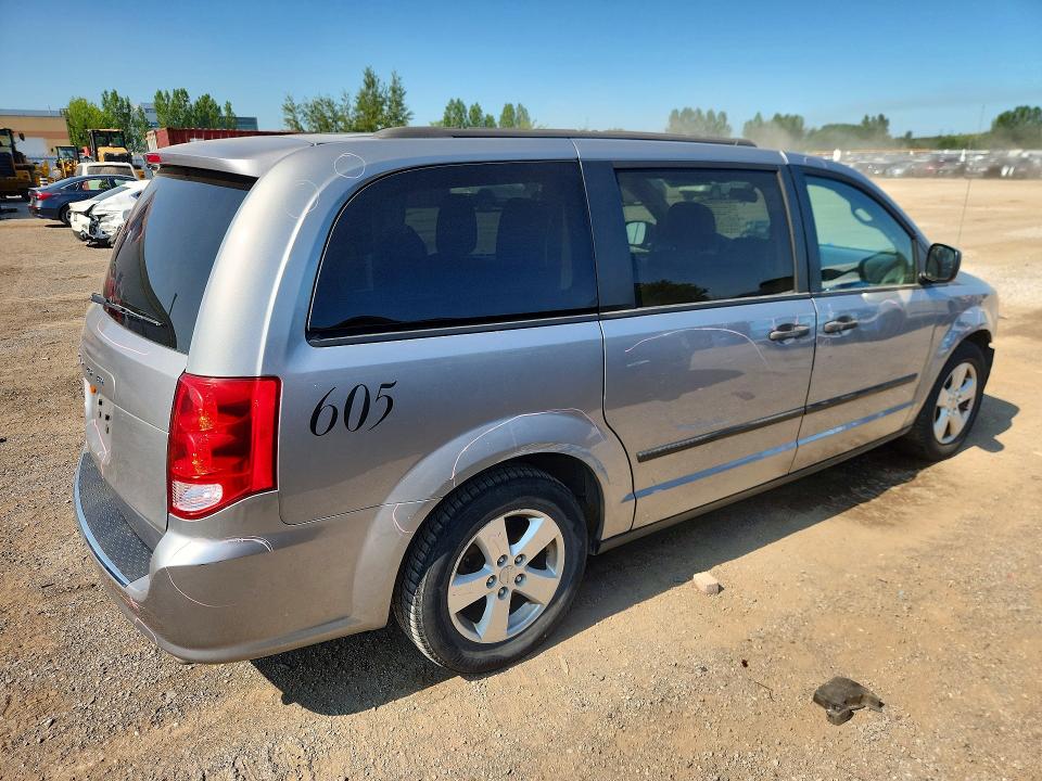 61396086 :رقم المزاد ، 2C4RDGBG2GR220819 vin ، 2016 Dodge Grand Caravan مزاد بيع