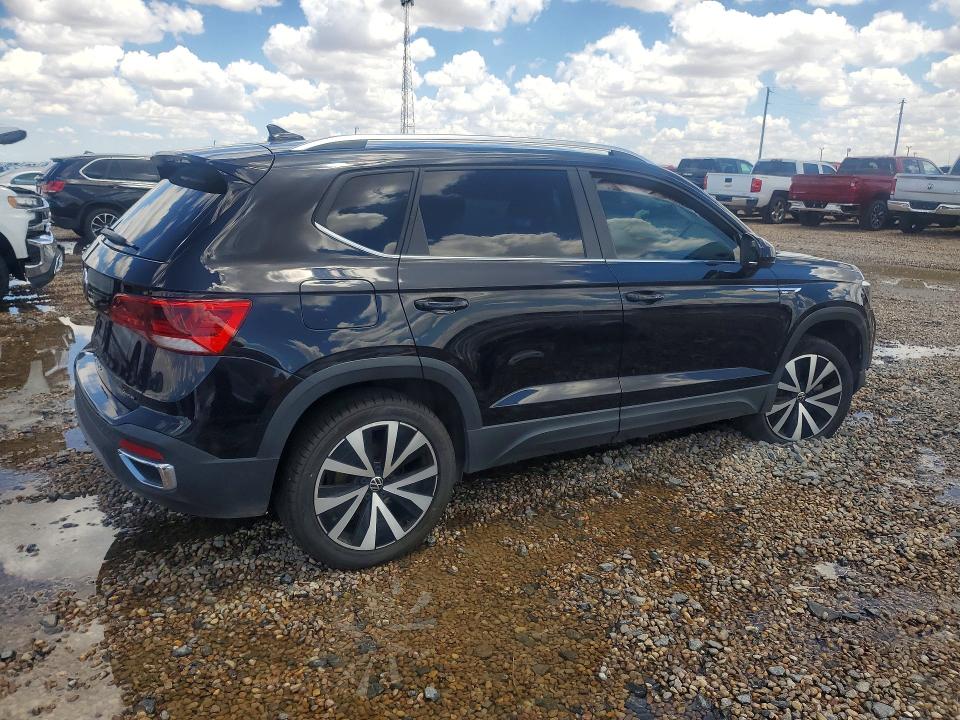 Продажа на аукционе авто 2022 Volkswagen Taos, vin: 3VVYX7B28NM047501, номер лота: 60815146