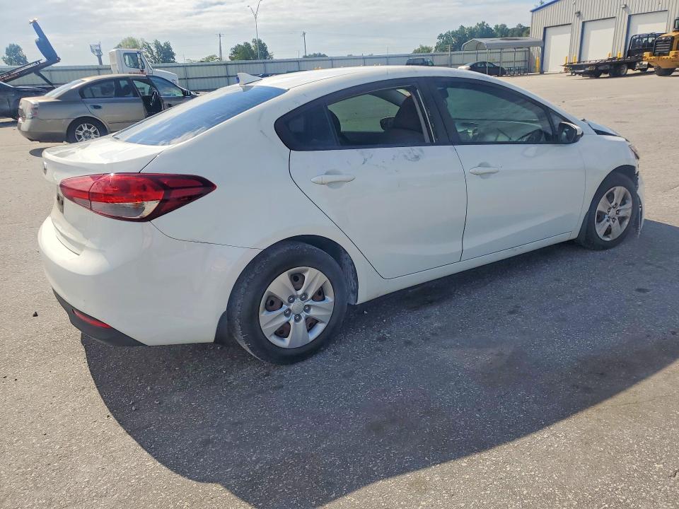 Продаж на аукціоні авто 2018 Kia Forte, vin: 3KPFK4A7XJE268179, номер лоту: 61116926