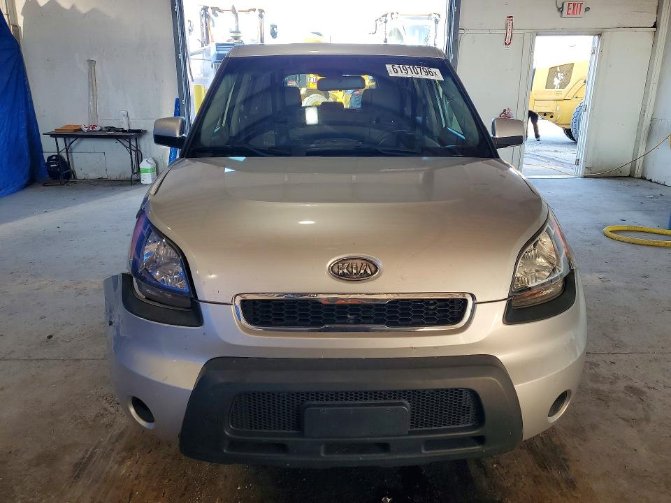 2011 Kia Soul მანქანა იყიდება აუქციონზე, vin: KNDJT2A26B7321591, აუქციონის ნომერი: 61910796