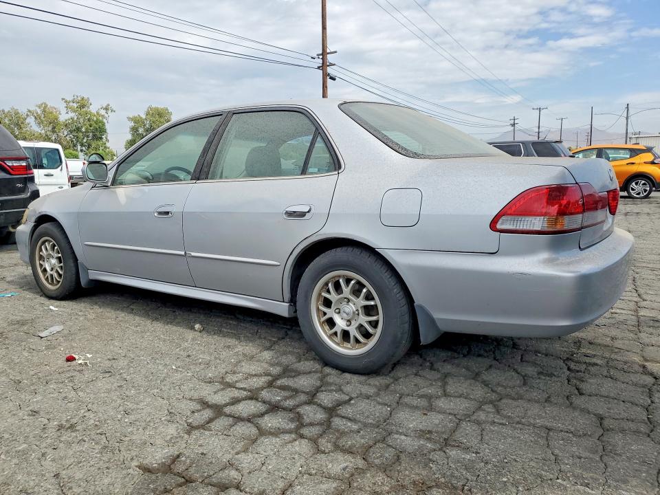60080906 :رقم المزاد ، 1HGCG56692A118001 vin ، 2002 Honda Accord مزاد بيع