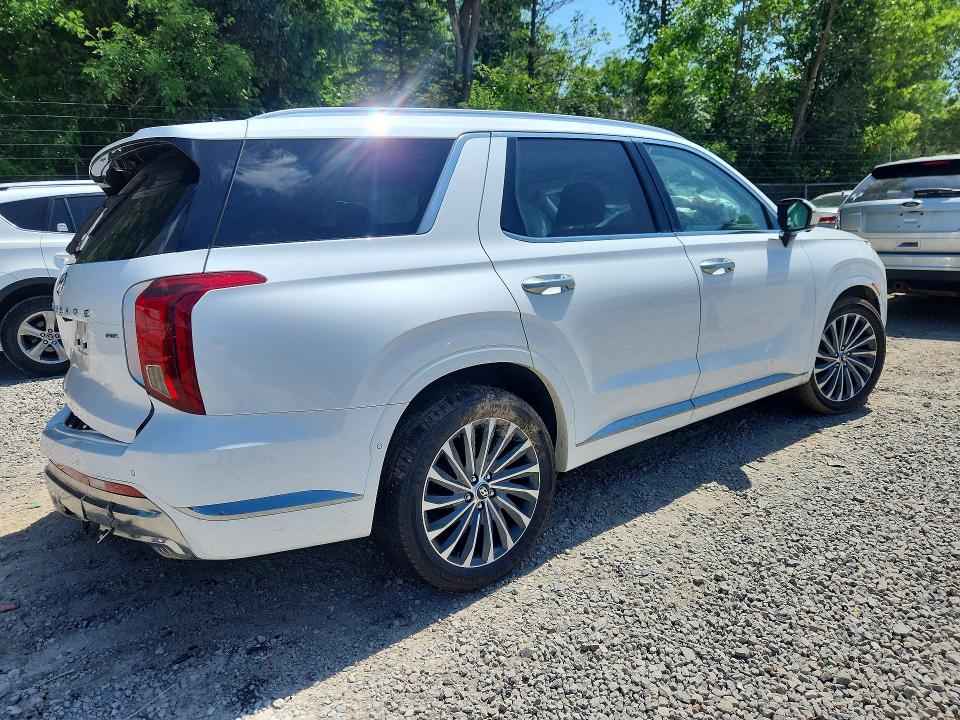 Продажа на аукционе авто 2023 Hyundai Palisade, vin: KM8R7DGE2PU545644, номер лота: 56194386