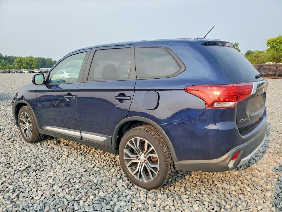Продажа на аукционе авто 2016 Mitsubishi Outlander, vin: JA4AZ3A33GZ013667, номер лота: 61882846