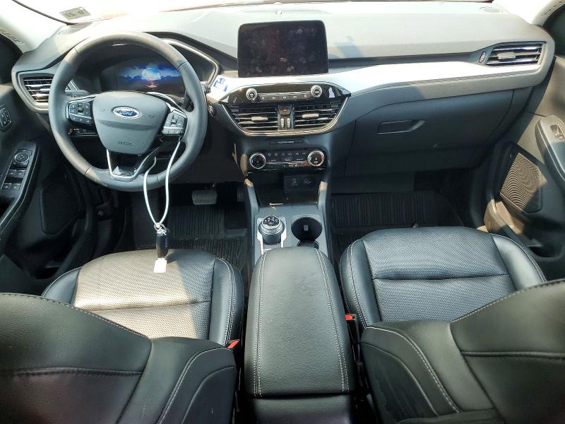 61000516 :رقم المزاد ، 1FMCU9H64NUB41678 vin ، 2022 Ford Escape مزاد بيع