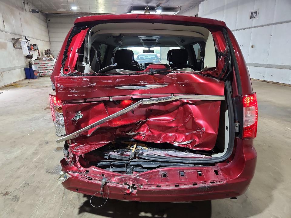 Продажа на аукционе авто 2015 Chrysler Town & Country, vin: 2C4RC1CG9FR562040, номер лота: 62794896