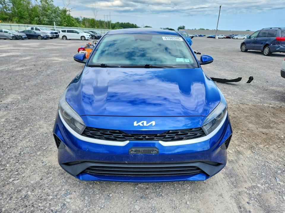 61565346 :رقم المزاد ، 3KPF24AD3PE526086 vin ، 2023 Kia Forte مزاد بيع