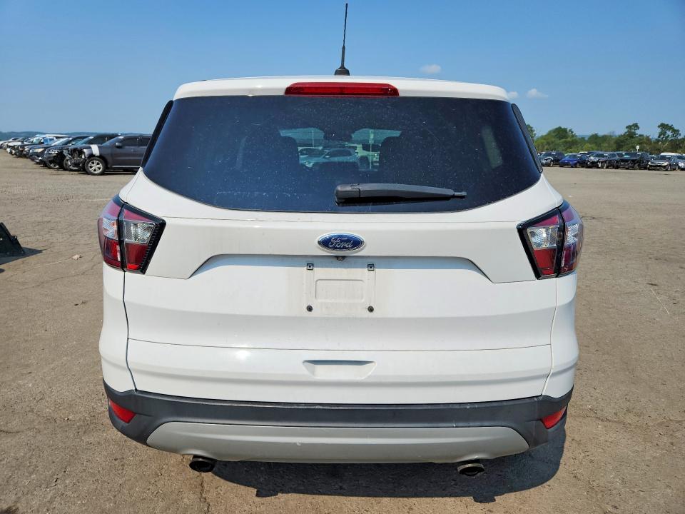 62754276 :رقم المزاد ، 1FMCU9GD2JUA77666 vin ، 2018 Ford Escape مزاد بيع