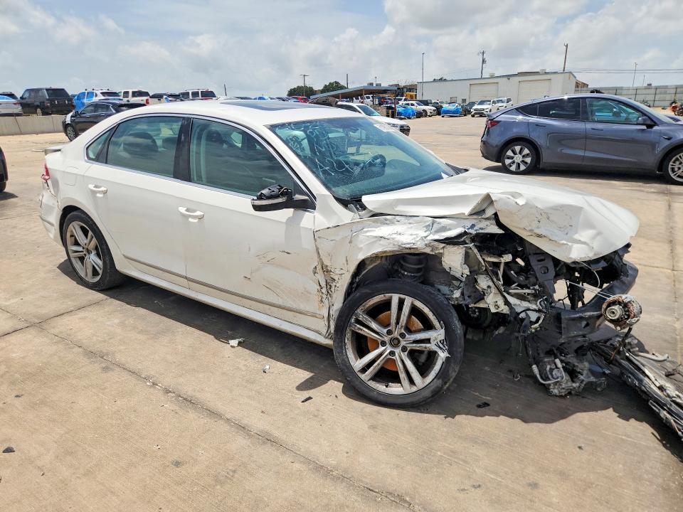 Продаж на аукціоні авто 2013 Volkswagen Passat, vin: 1VWCM7A36DC044508, номер лоту: 61090536