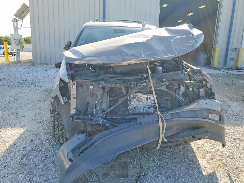 61596786 :رقم المزاد ، 1GNSCHKC3HR374607 vin ، 2017 Chevrolet Suburban مزاد بيع