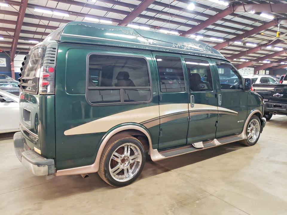 61397526 :رقم المزاد ، 1GBFG15W721164727 vin ، 2002 Chevrolet Express G1500 مزاد بيع