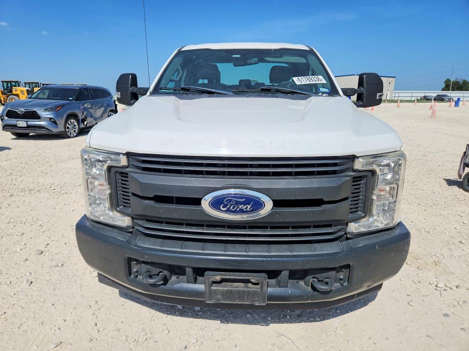 61789336 :رقم المزاد ، 1FT7X2A67KED15117 vin ، 2019 Ford F250 مزاد بيع