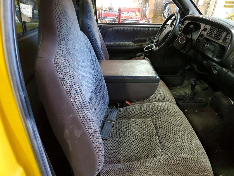 60683486 :رقم المزاد ، 1B7HF16Z6YS542605 vin ، 2000 Dodge Ram 1500 مزاد بيع