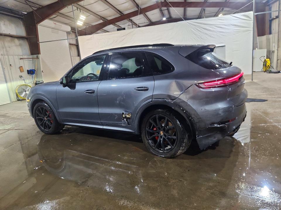 58699856 :رقم المزاد ، WP1AL2AY8TDA15921 vin ، 2026 Porsche Cayenne مزاد بيع