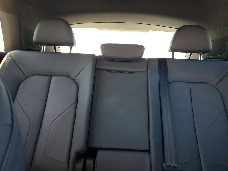 61185666 :رقم المزاد ، WA1DECF32S1110156 vin ، 2025 Audi Q3 مزاد بيع