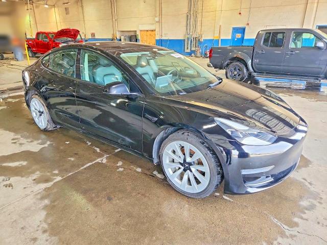 62525286 :رقم المزاد ، 5YJ3E1EAXNF188637 vin ، 2022 Tesla Model 3 مزاد بيع