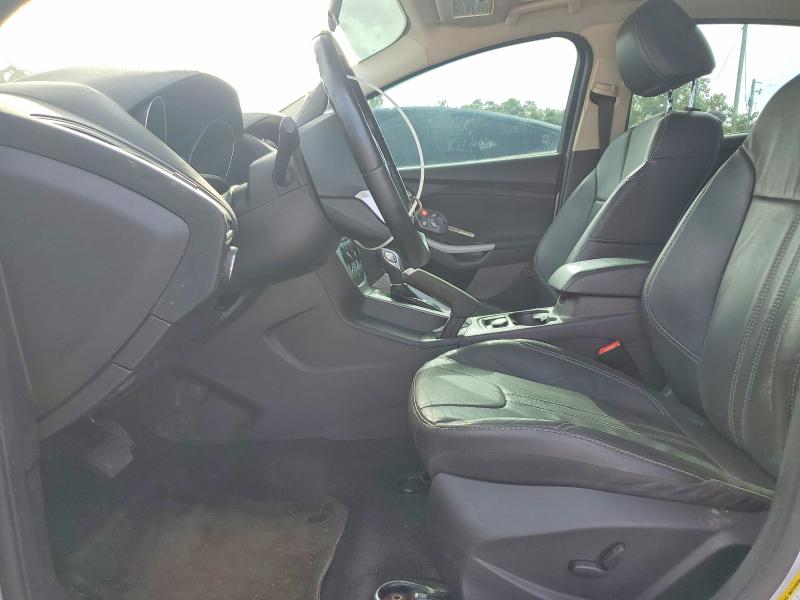 60896736 :رقم المزاد ، 1FADP3F27EL416338 vin ، 2014 Ford Focus مزاد بيع