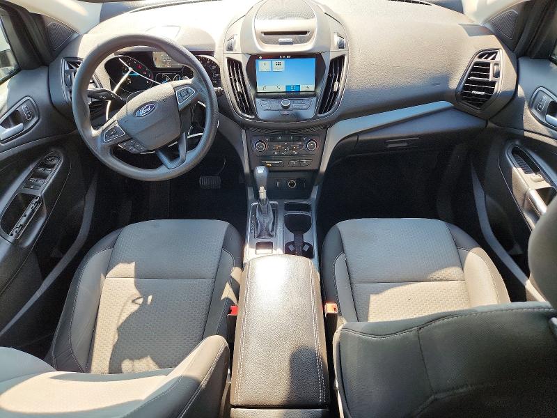 62181286 :رقم المزاد ، 1FMCU0GD8HUB61786 vin ، 2017 Ford Escape مزاد بيع