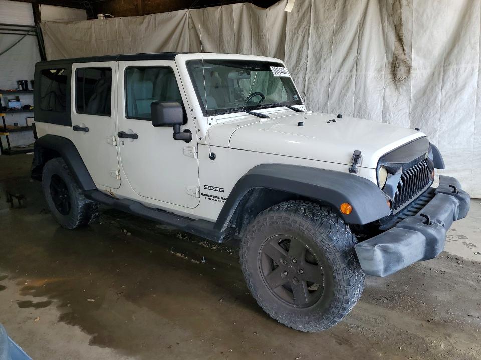 60454436 :رقم المزاد ، 1J4BA3H12AL170567 vin ، 2010 Jeep Wrangler Unlimited مزاد بيع