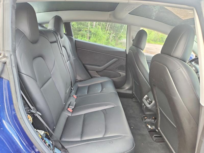 61728226 :رقم المزاد ، 5YJ3E1EBXJF120454 vin ، 2018 Tesla Model 3 مزاد بيع