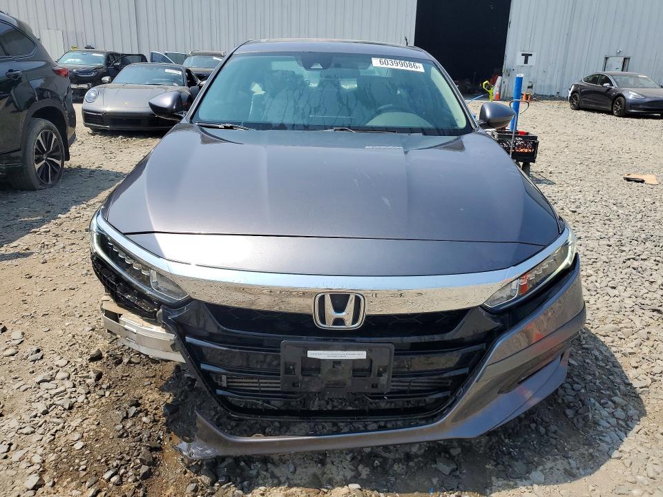 Продаж на аукціоні авто 2018 Honda Accord, vin: 1HGCV1F48JA004938, номер лоту: 60399086