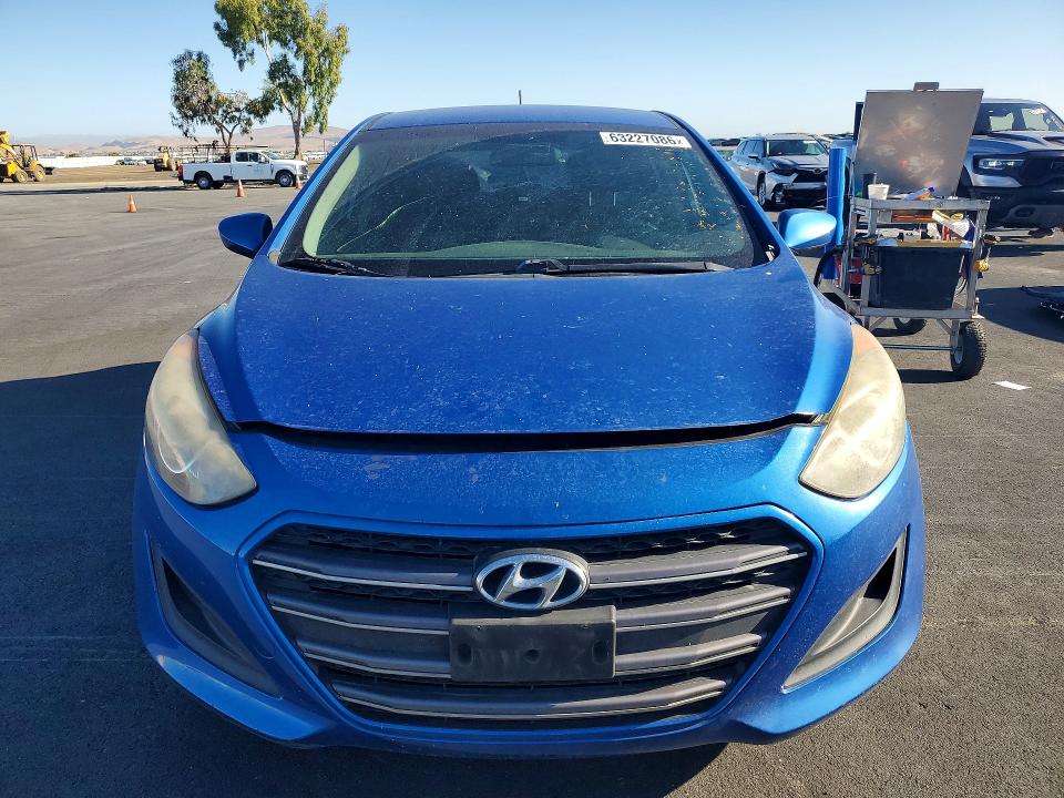 Продаж на аукціоні авто 2017 Hyundai Elantra Gt, vin: KMHD35LH2HU361074, номер лоту: 63227086