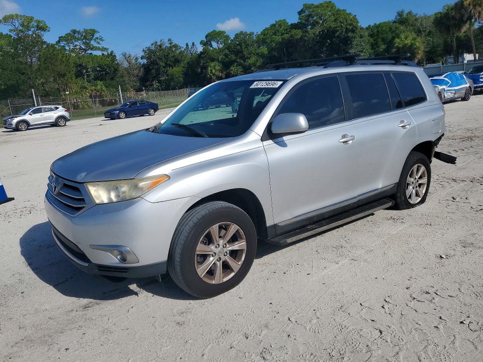 Продаж на аукціоні авто 2011 Toyota Highlander, vin: 5TDZK3EHXBS031287, номер лоту: 60129696