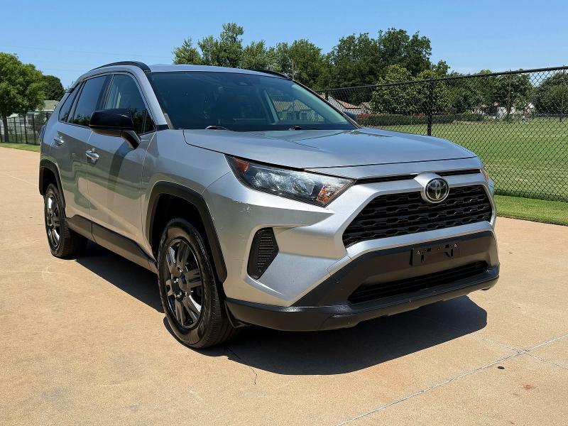 Auction sale of the 2019 Toyota Rav4, vin: JTMF1RFV3KJ005186, lot number: 61083766