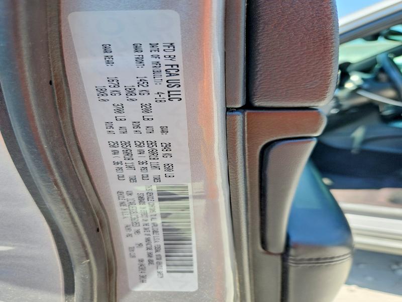 62263936 :رقم المزاد ، 1C4RJEBG9JC361853 vin ، 2018 Jeep Grand Cherokee مزاد بيع