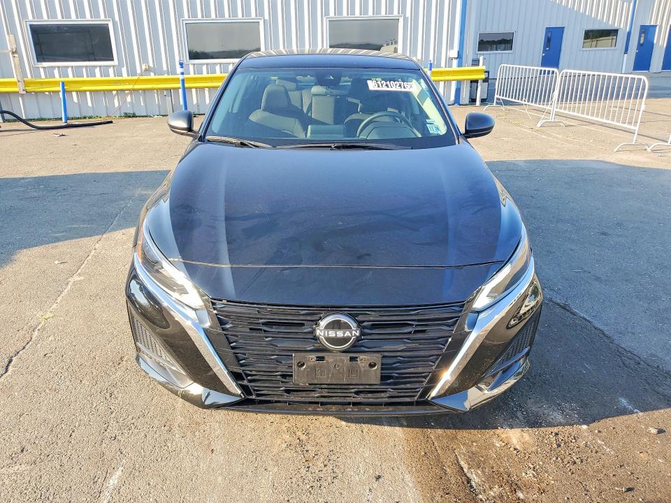 Продажа на аукционе авто 2024 Nissan Altima, vin: 1N4BL4DVXRN324818, номер лота: 61210276