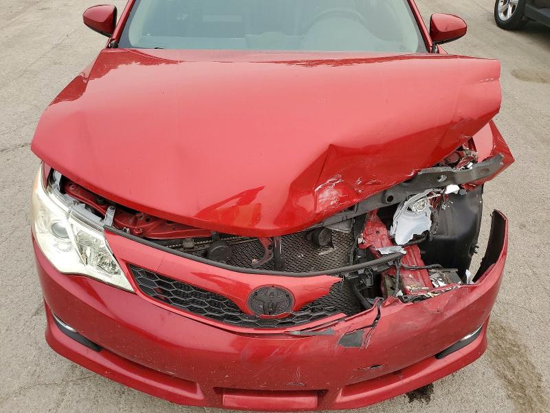 61285766 :رقم المزاد ، 4T1BF1FK7EU861189 vin ، 2014 Toyota Camry مزاد بيع