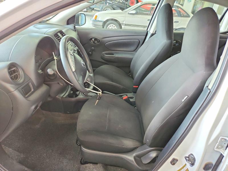 62723186 :رقم المزاد ، 3N1CN7AP4FL814802 vin ، 2015 Nissan Versa مزاد بيع