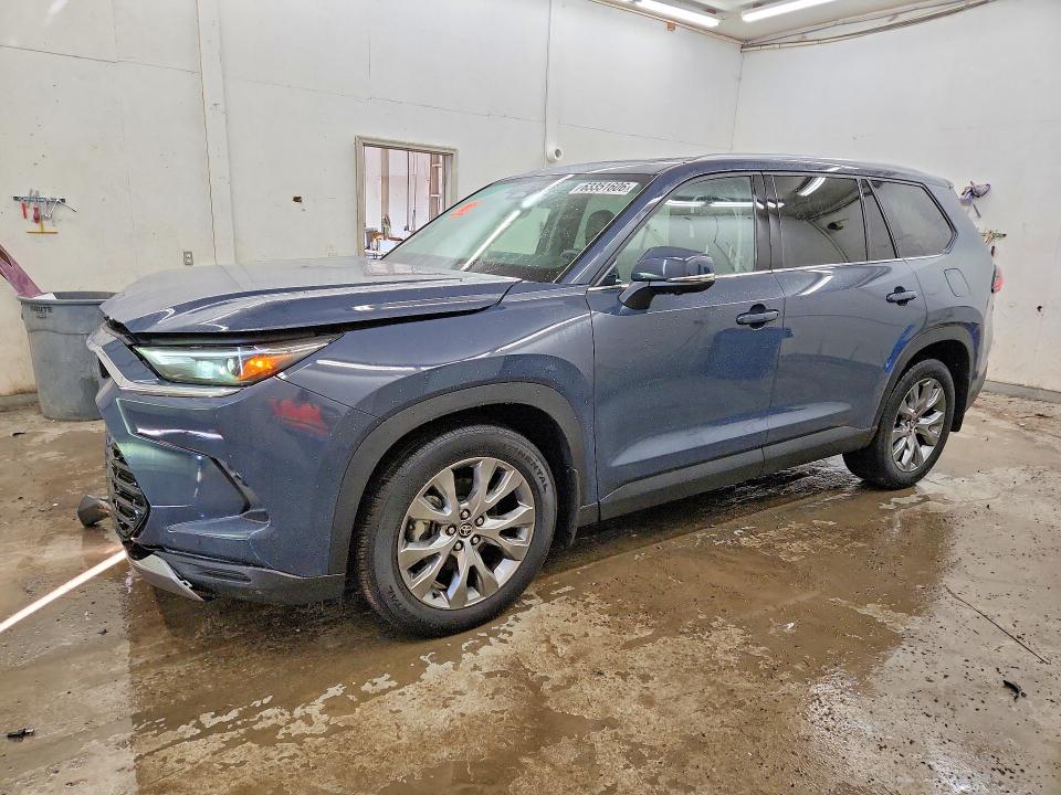 63351606 :رقم المزاد ، 5TDAAAA57SS027830 vin ، 2025 Toyota Grand Highlander مزاد بيع