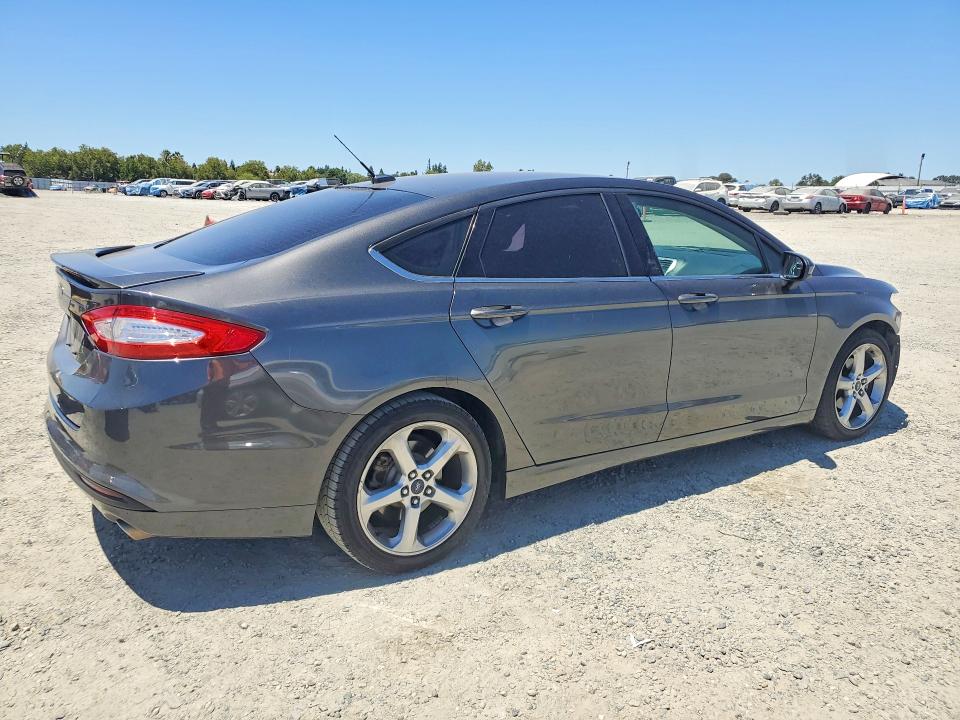 60831046 :رقم المزاد ، 3FA6P0G79GR306039 vin ، 2016 Ford Fusion مزاد بيع