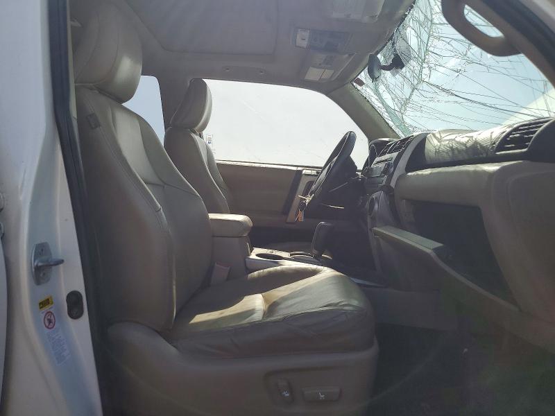 61983426 :رقم المزاد ، JTEZU5JR6A5008027 vin ، 2010 Toyota 4runner مزاد بيع