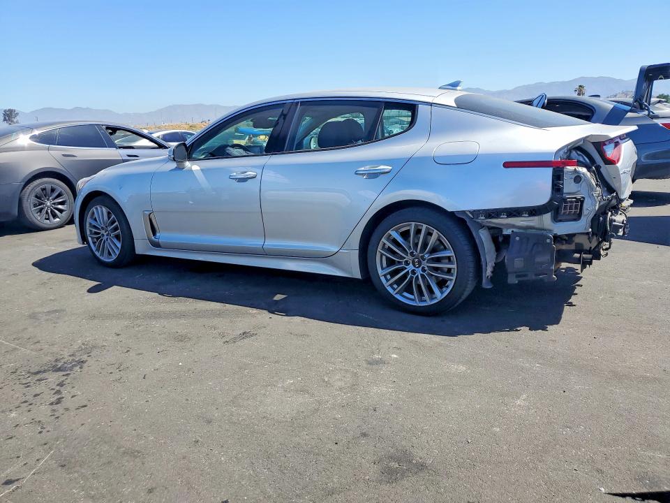 2018 Kia Stinger მანქანა იყიდება აუქციონზე, vin: KNAE15LA5J6012807, აუქციონის ნომერი: 60646296