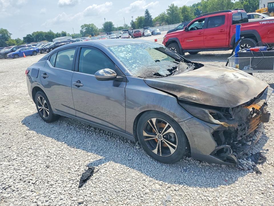 63500596 :رقم المزاد ، 3N1AB8CV1NY275736 vin ، 2022 Nissan Sentra مزاد بيع