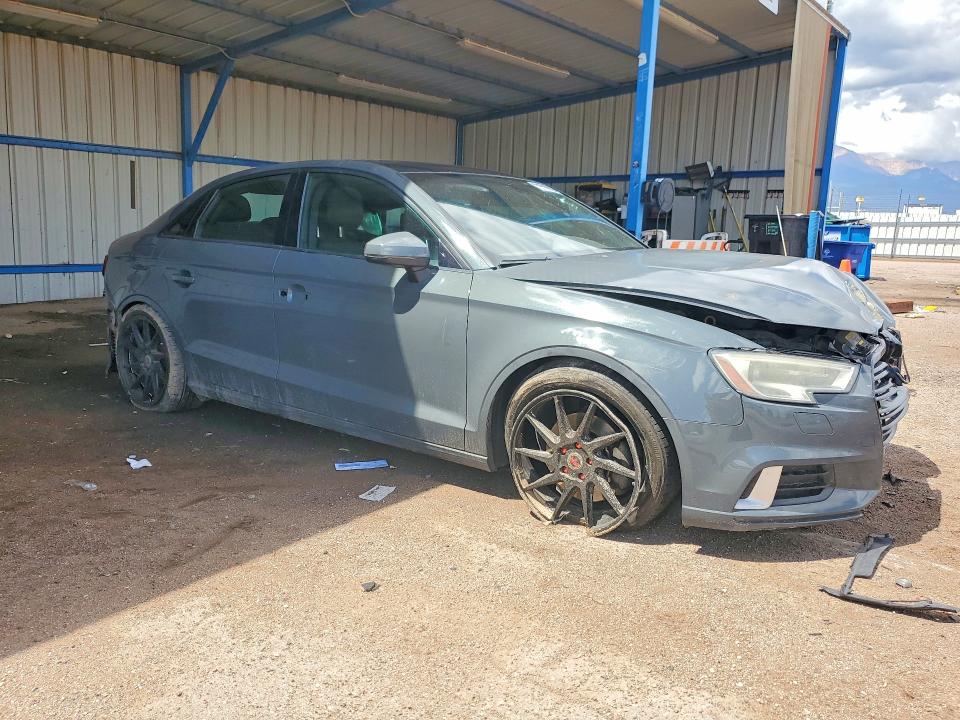 Продаж на аукціоні авто 2017 Audi A3, vin: WAUAUGFF6H1041345, номер лоту: 62506556