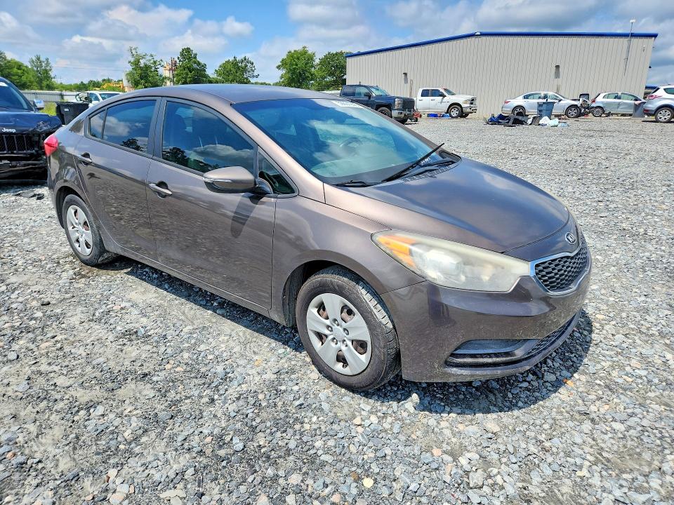 2015 Kia Forte მანქანა იყიდება აუქციონზე, vin: KNAFX4A62F5315648, აუქციონის ნომერი: 59601956