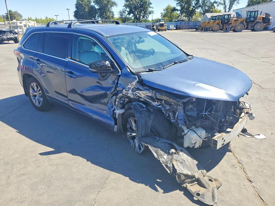 2015 Toyota Highlander მანქანა იყიდება აუქციონზე, vin: 5TDBKRFH8FS174974, აუქციონის ნომერი: 63016806