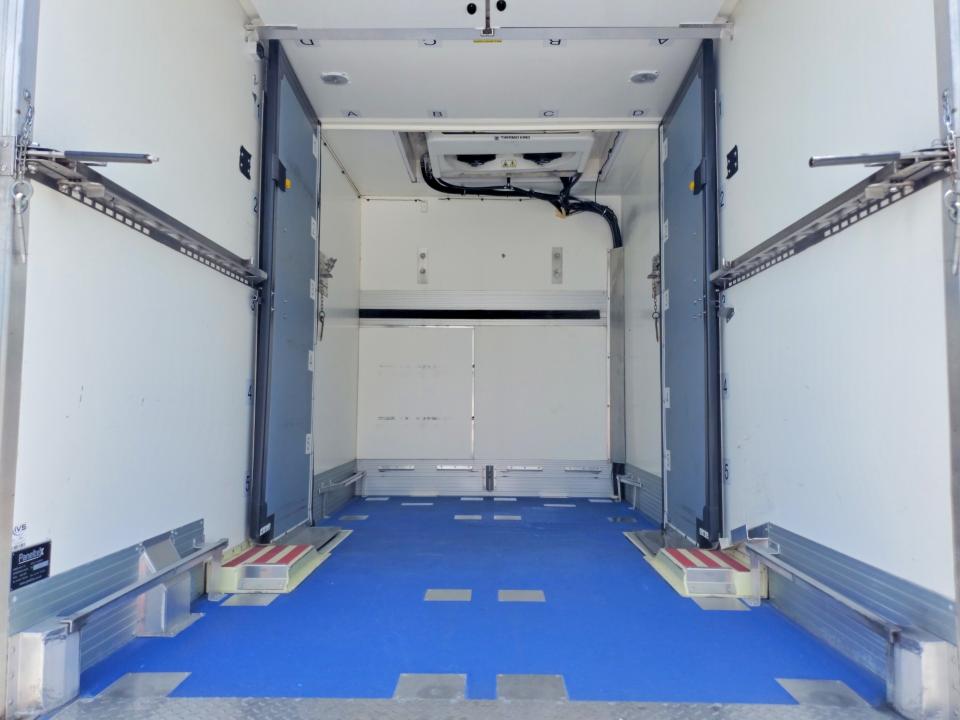 2023 Ford E350 მანქანა იყიდება აუქციონზე, vin: 1FDWE3FK8PDD14726, აუქციონის ნომერი: 85457585