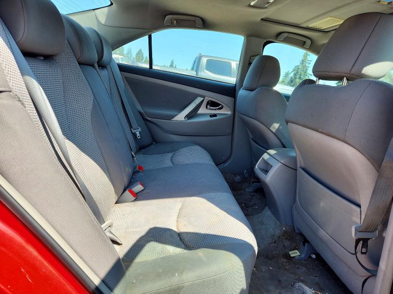 61241316 :رقم المزاد ، 4T1BF3EK7AU071110 vin ، 2010 Toyota Camry مزاد بيع