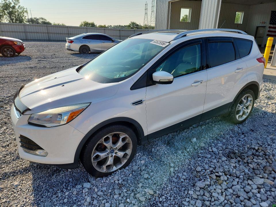 2014 Ford Escape მანქანა იყიდება აუქციონზე, vin: 1FMCU9JX4EUA91111, აუქციონის ნომერი: 63525956
